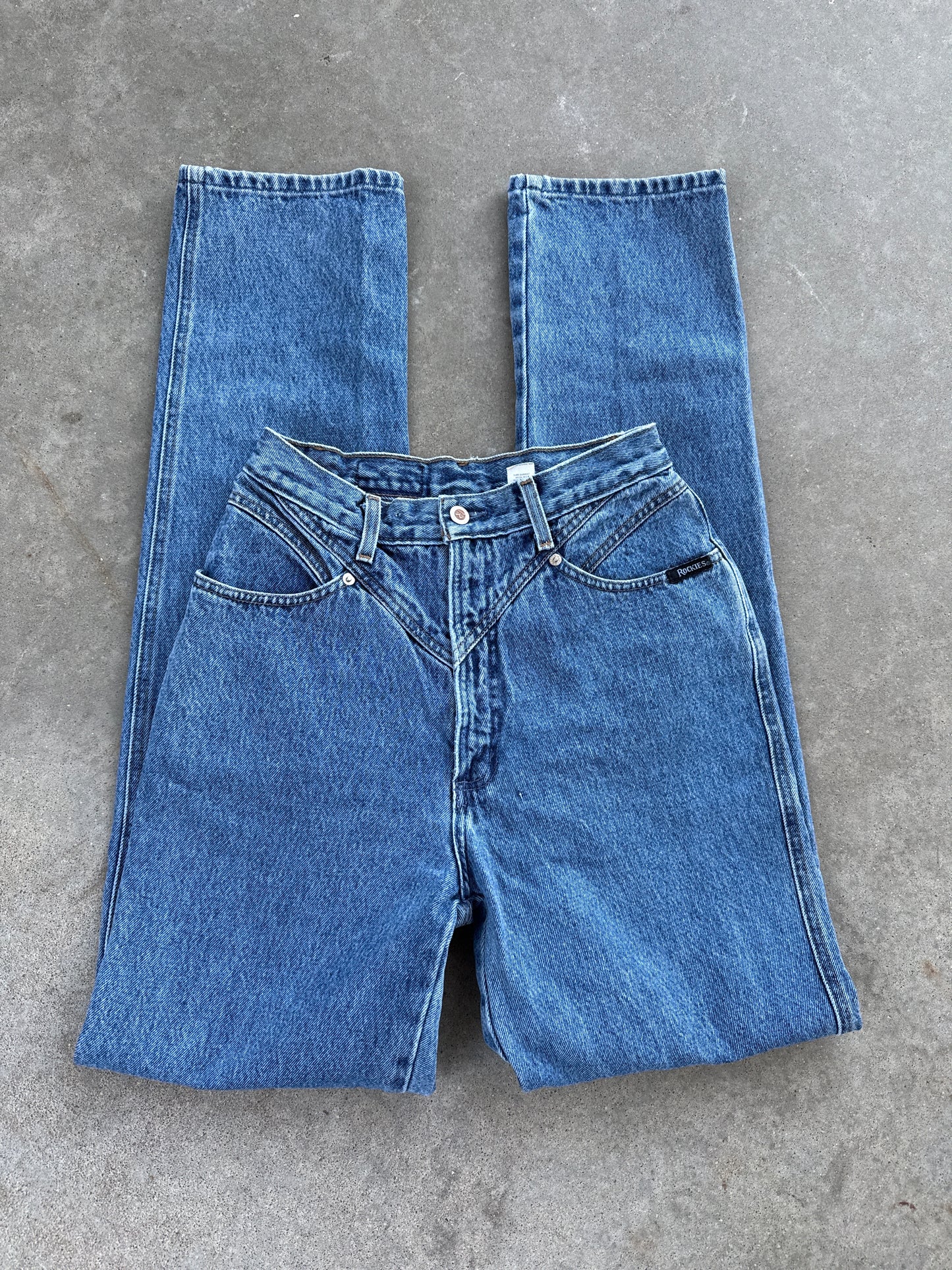 28” Medium Wash Denim Rockies