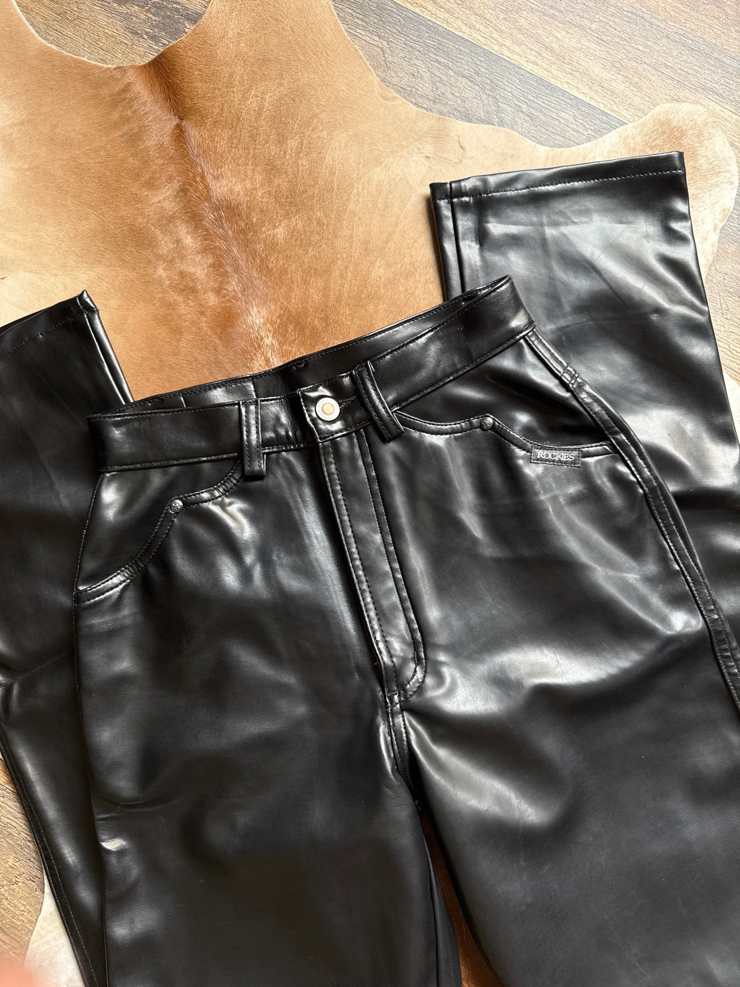 25” Leather Rockies