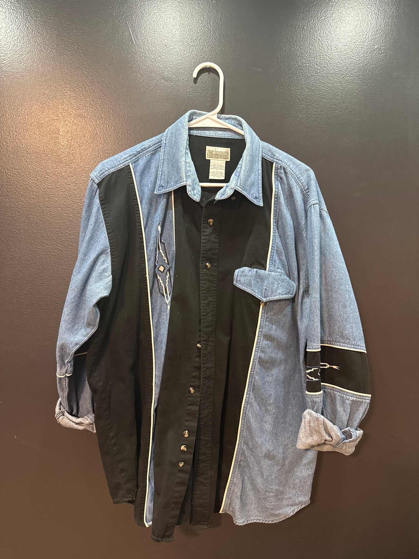 Two toned Cowboy Button up