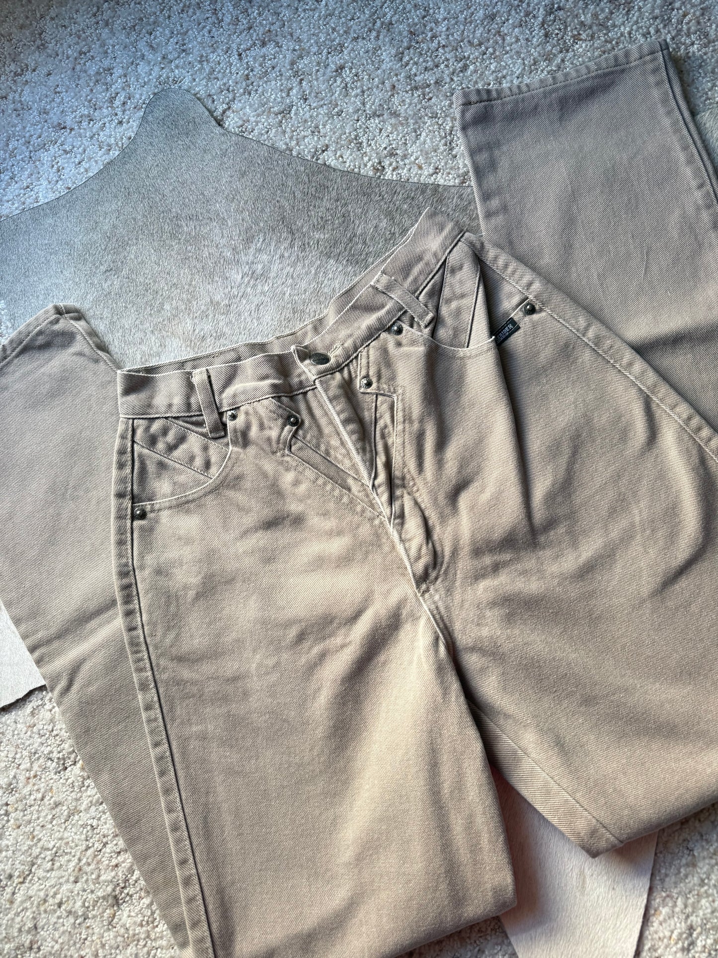 25” Tan Roughriders