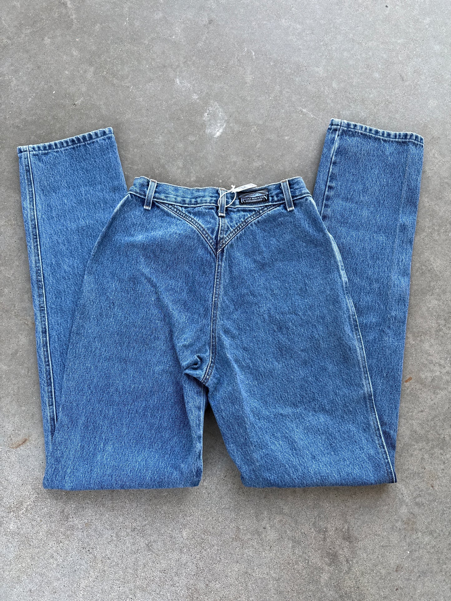 28” Medium Wash Denim Rockies