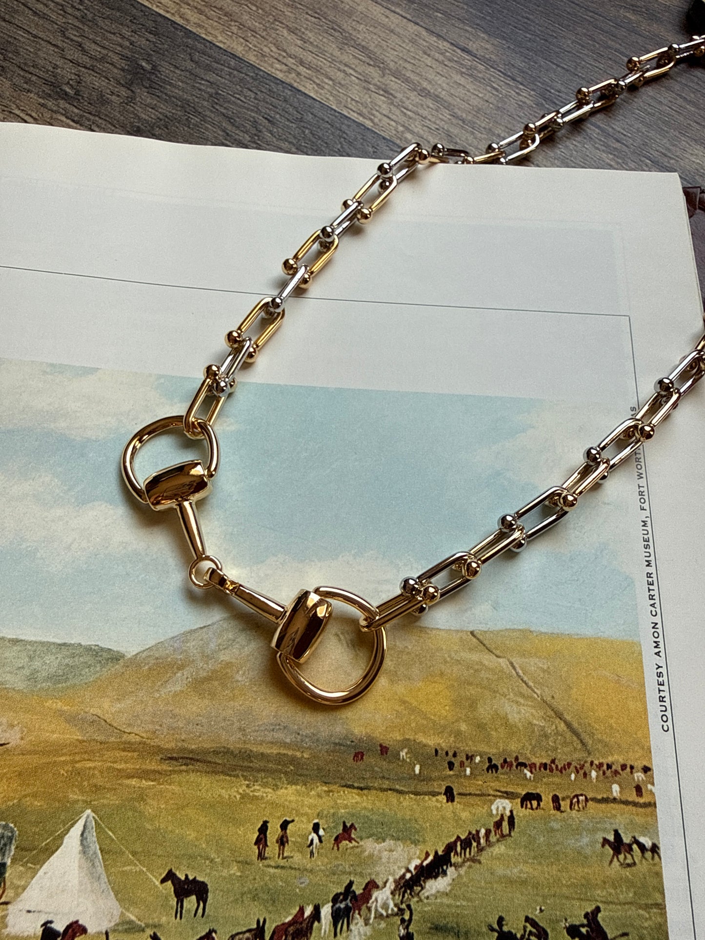 Two-Toned Bit Chain