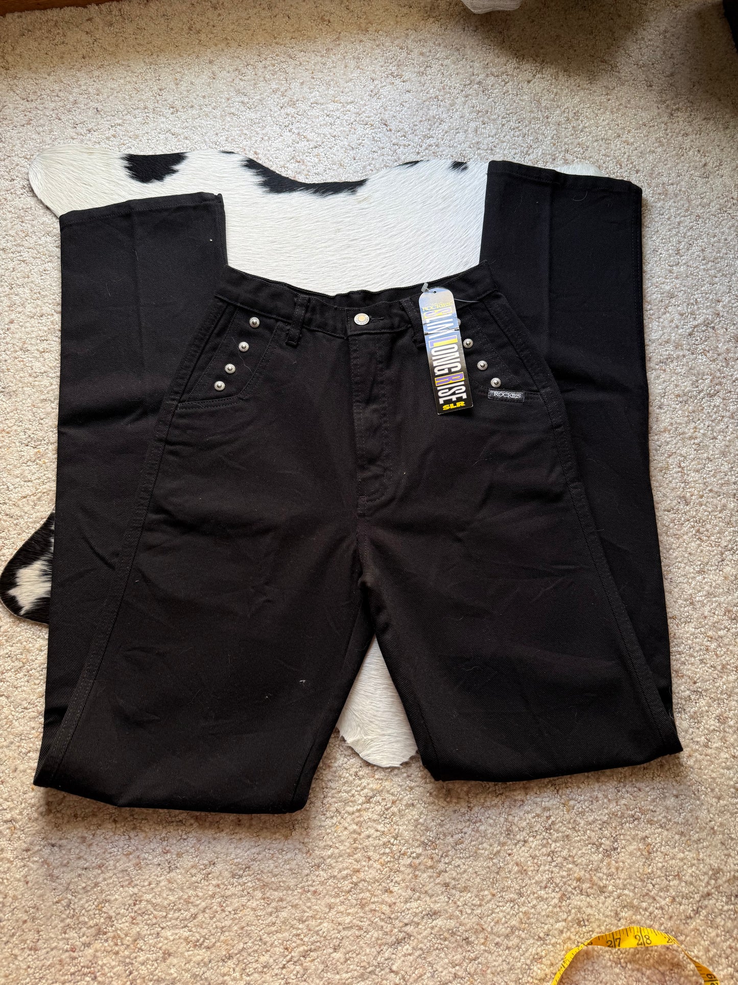 25” Black NWT Rockies