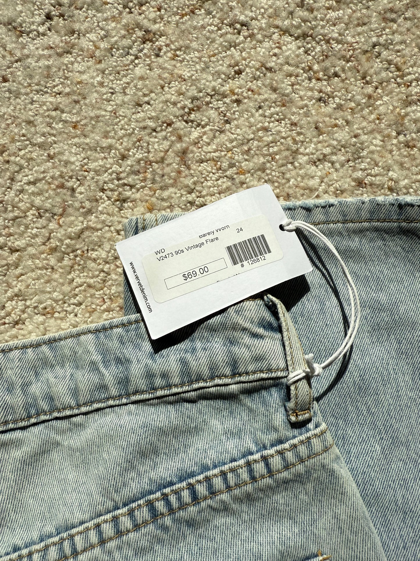 26” Vervet 90s Flare Jeans
